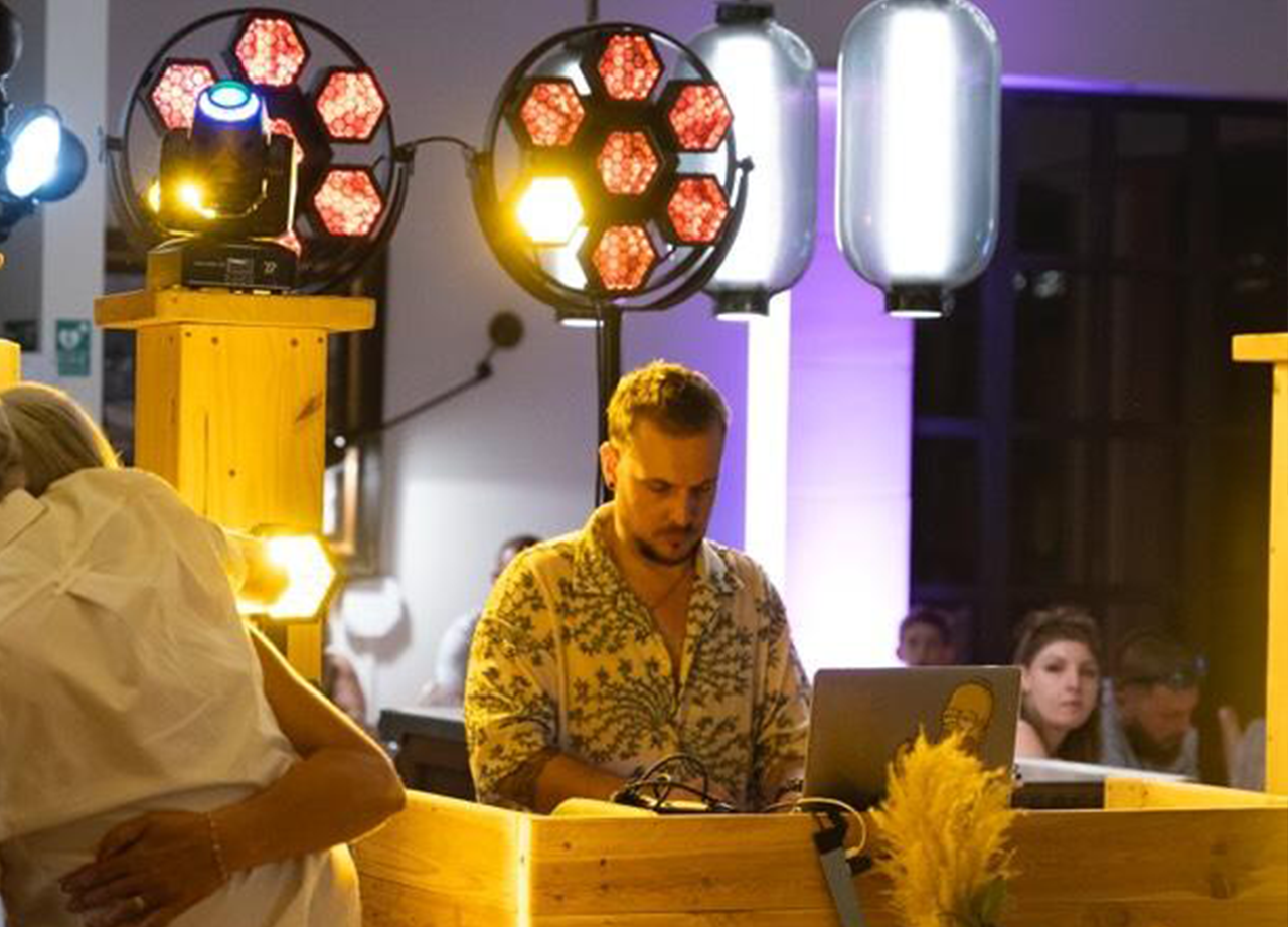 dj-soiree-evenement-var.jpg